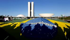 A SAGA DA REFORMA POL�TICA